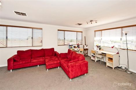 Property photo of 9 Twin View Swan View WA 6056