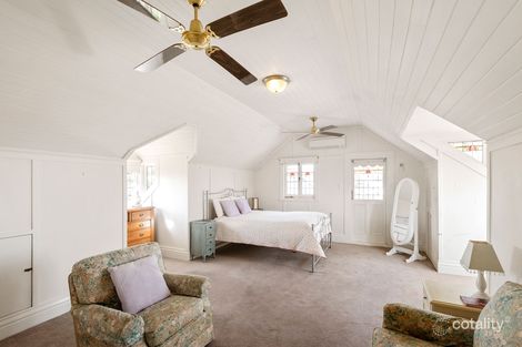 Property photo of 39 Service Street Hampton VIC 3188