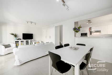 Property photo of 2/72 Alpha Street Taringa QLD 4068