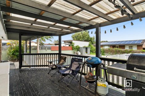 Property photo of 22 Lukela Avenue Budgewoi NSW 2262