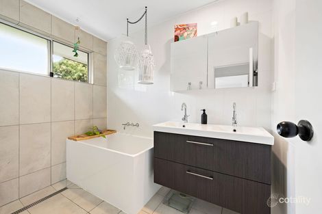 Property photo of 18 Brooks Road Bray Park QLD 4500