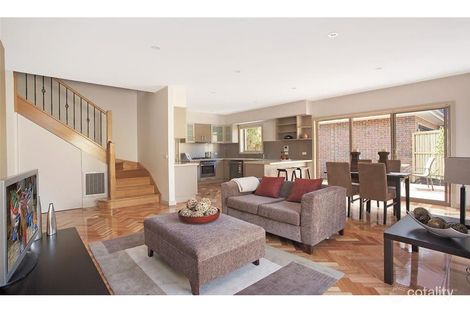 Property photo of 1/2 Amaroo Court Box Hill North VIC 3129