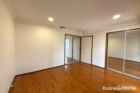 Property photo of 7 Morar Place St Andrews NSW 2566