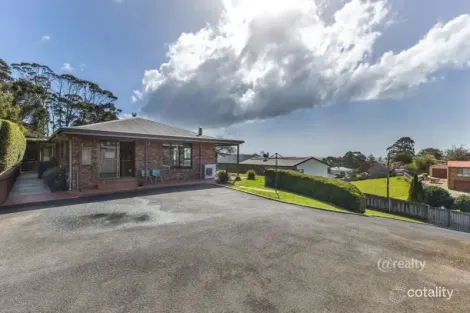 Property photo of 9 Sunset Lane Penguin TAS 7316