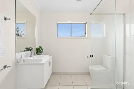 Property photo of 19 Manzeene Avenue Lara VIC 3212