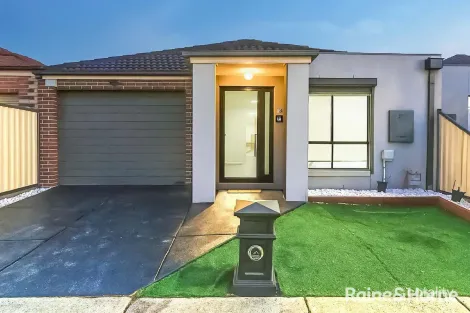 Property photo of 1/2 Balmoral Close Hillside VIC 3037