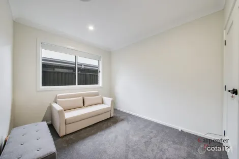 Property photo of 25 Dulcimere Street Tahmoor NSW 2573