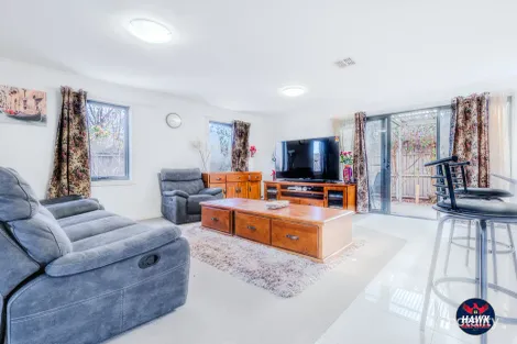 Property photo of 8 Ted Richards Street Casey ACT 2913