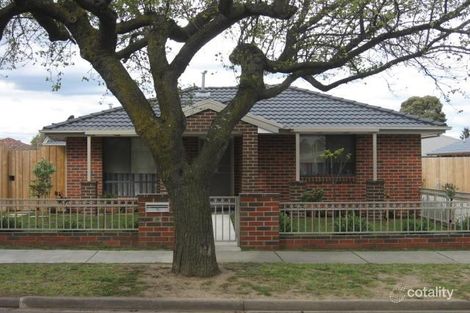 18 Cambro Rd, Clayton, VIC 3168