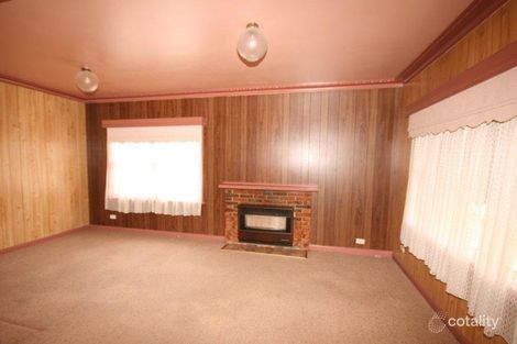 Property photo of 14 Vincent Avenue St Albans VIC 3021