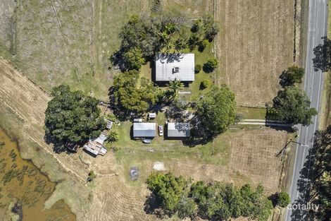 Property photo of 547 Beachmere Road Beachmere QLD 4510