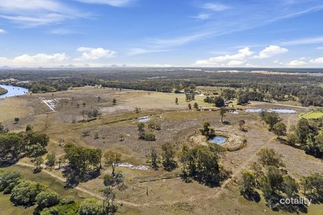Property photo of 547 Beachmere Road Beachmere QLD 4510