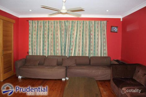 Property photo of 35 Bottlebrush Avenue Bradbury NSW 2560