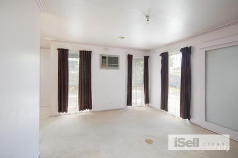 Property photo of 26 Serpentine Road Keysborough VIC 3173