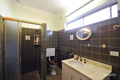 Property photo of 16 Caroline Street Dubbo NSW 2830