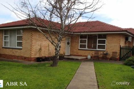 16 Hampshire Cres, Valley View, SA 5093
