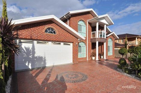 Property photo of 9 Keiwa Place Taylors Hill VIC 3037