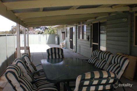 Property photo of 67 Moore River Drive Guilderton WA 6041