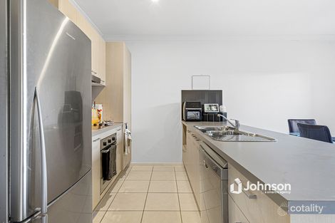 Property photo of 18 Napier Circuit Silkstone QLD 4304