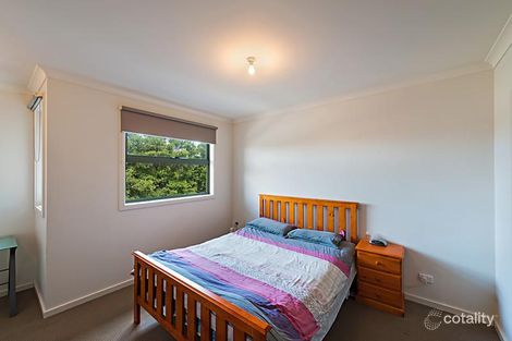 Property photo of 2B Broughton Avenue Reservoir VIC 3073