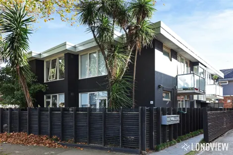 2/2 Pozieres Ave, Elwood, VIC 3184