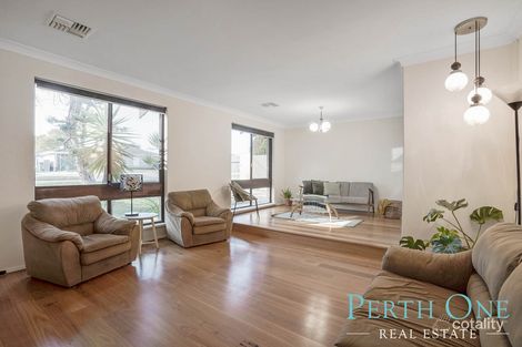 Property photo of 39 Gilbertson Road Kardinya WA 6163