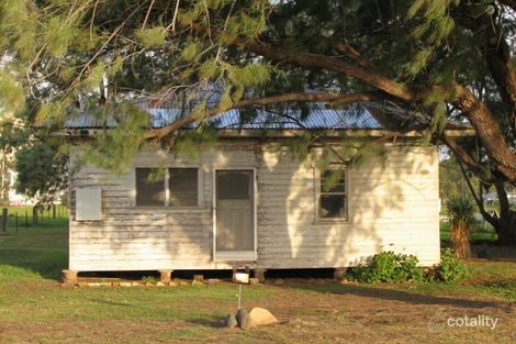 13 West St, Oakey, QLD 4401