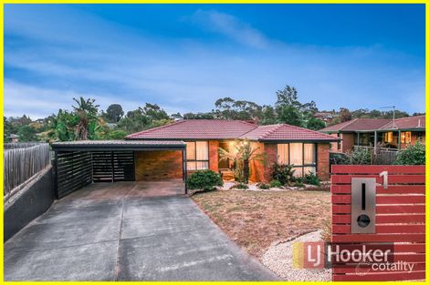1 Sydney Parkinson Ave, Endeavour Hills, VIC 3802