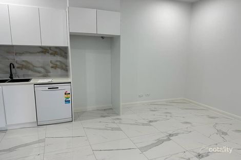 Property photo of 13 April Crescent Grantham Farm NSW 2765