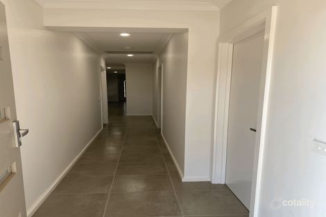 Property photo of 43 Stonefly Circuit Weir Views VIC 3338