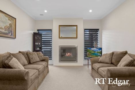 Property photo of 3 Manifold Road Woodend VIC 3442