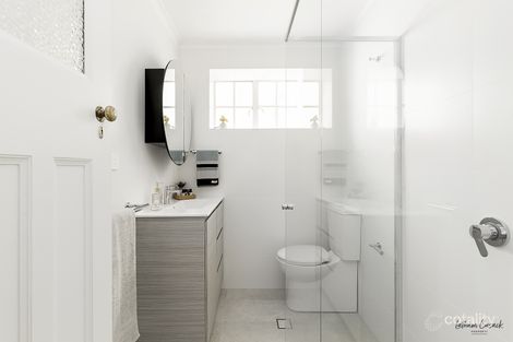 Property photo of 2/7 East Crescent Street McMahons Point NSW 2060