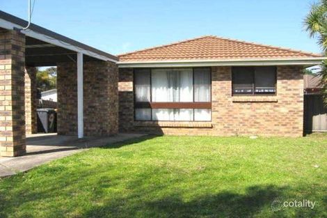 9 Loire Pl, Kearns, NSW 2558