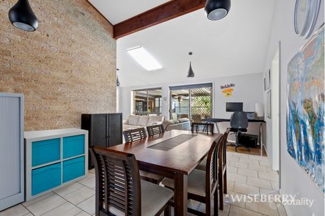 Property photo of 1 Dunrossil Avenue Watanobbi NSW 2259