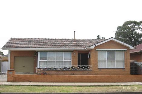 8 Waveney St, St Albans, VIC 3021