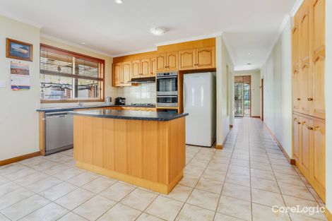 Property photo of 16 Beldale Avenue Werribee VIC 3030