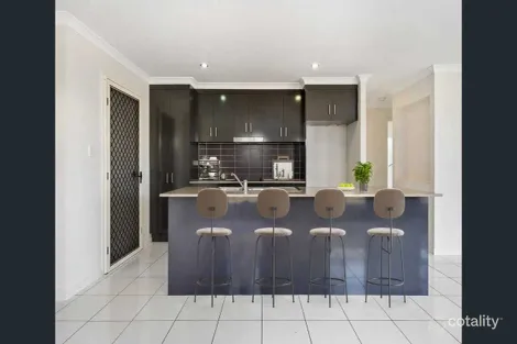 Property photo of 111 Springfield Drive Norman Gardens QLD 4701