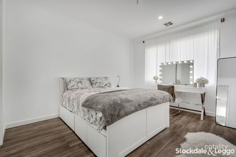 Property photo of 13 Reverence Drive Craigieburn VIC 3064