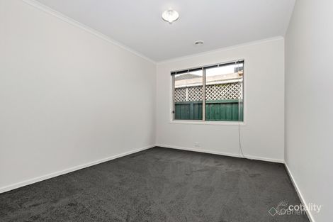 Property photo of 22 Lansbury Drive Narre Warren South VIC 3805