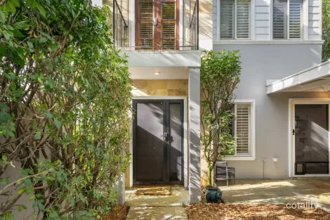 Property photo of 2/82 Jackson Street Hamilton QLD 4007