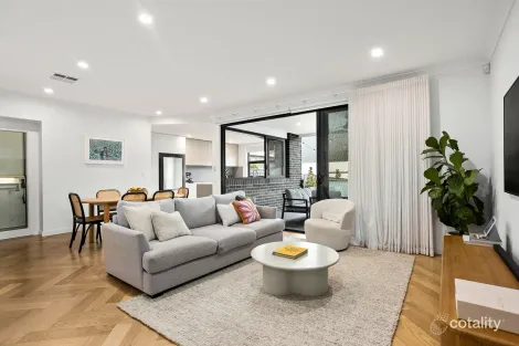 Property photo of 9/20 Russell Street Balgownie NSW 2519