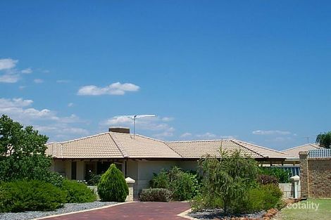 Property photo of 2/37 Muirhead Way Kingsley WA 6026