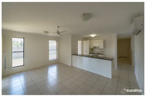 Property photo of 29 Jane Crescent Gracemere QLD 4702