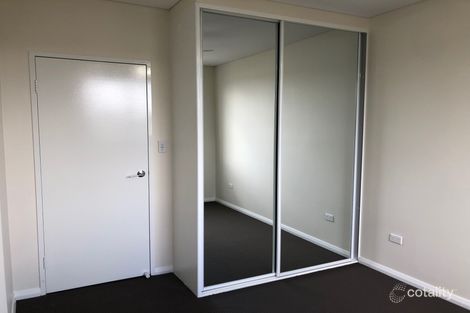 Property photo of 14/56 Lakeside Parade Jordan Springs NSW 2747
