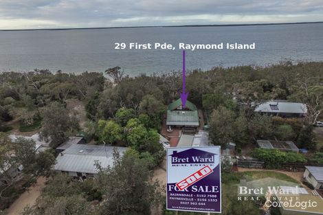 Property photo of 29 First Parade Raymond Island VIC 3880
