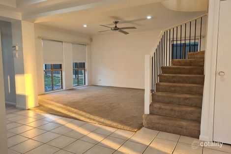 Property photo of 53 Coventry Circuit Carindale QLD 4152