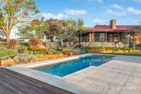 Property photo of 10 Paxtons Lane Mansfield VIC 3722