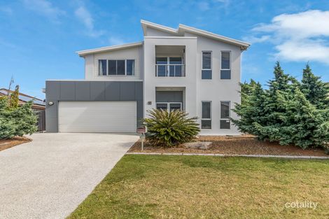 44 Earl St Vincent Cct, Eli Waters, QLD 4655