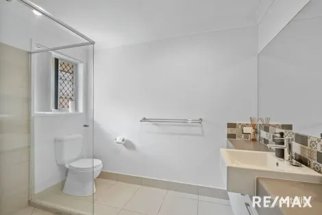 Property photo of 42 Tramline Rise Burnside QLD 4560