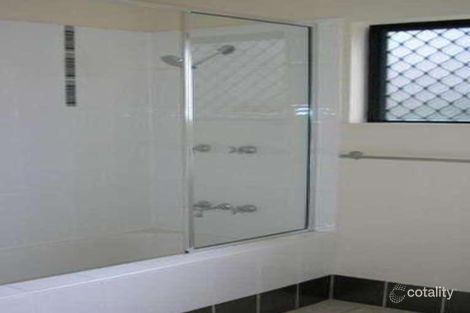 Property photo of 11 Jumna Close Bentley Park QLD 4869